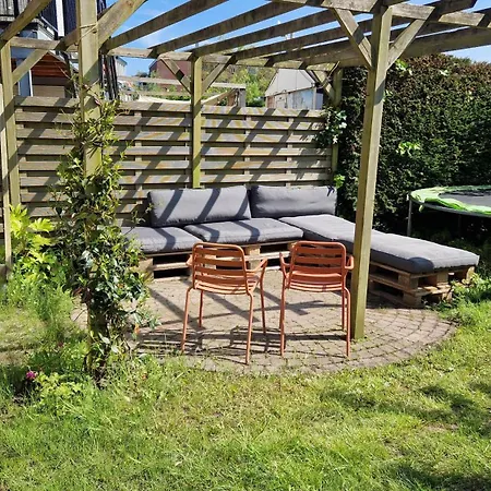Het Met De Groene Deur Bed and breakfast