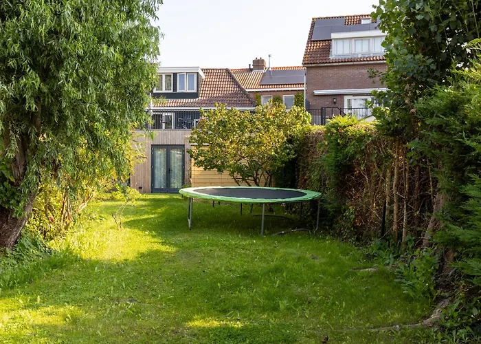 Het Met De Groene Deur Гостевой дом 4*